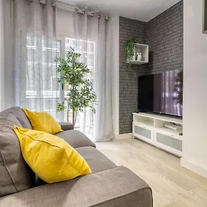 Cozy Main Square And Beachfront 3-bedrooms Apartment